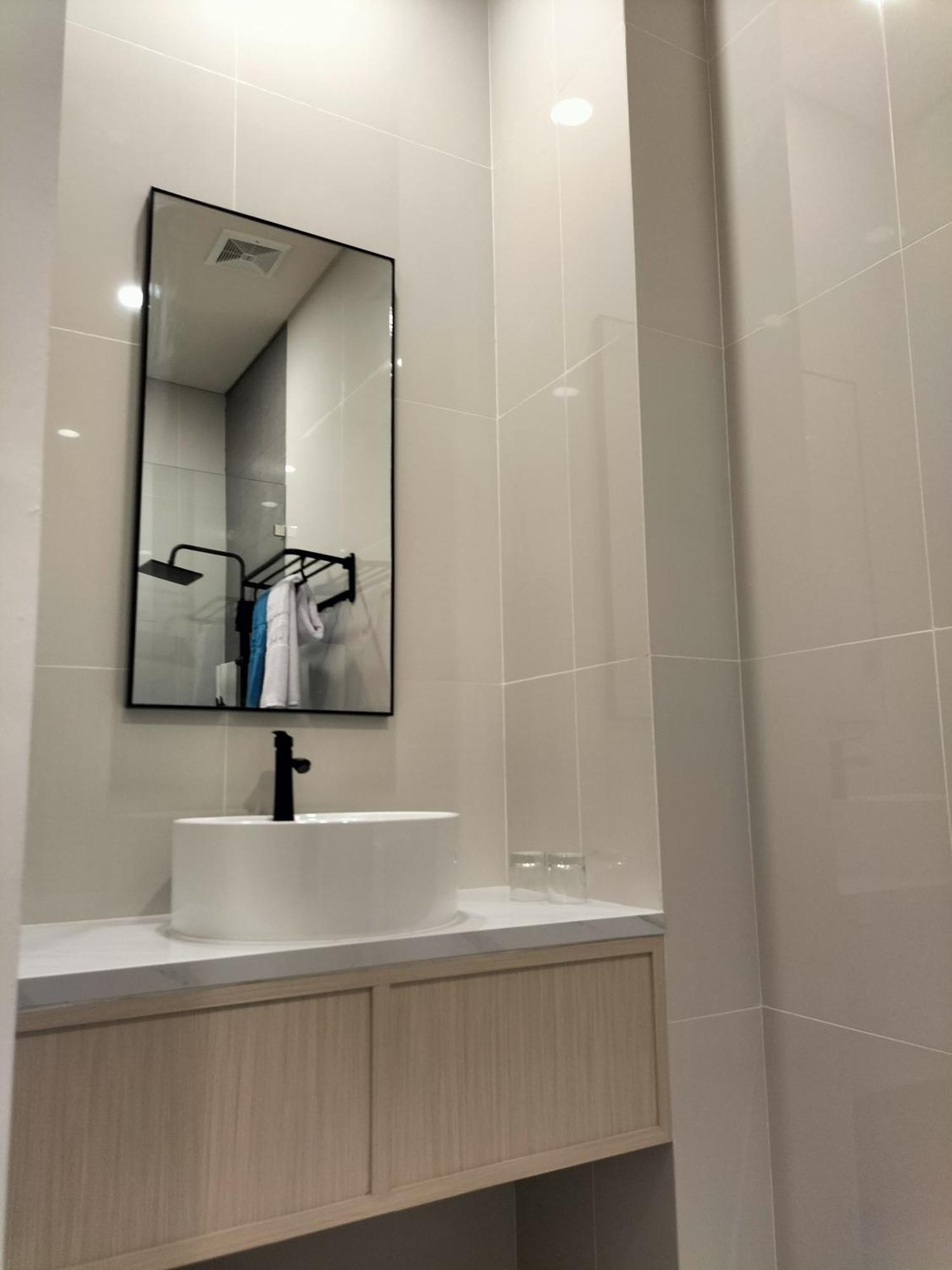 True Blue Hotel Menteng Jakarta Exteriör bild