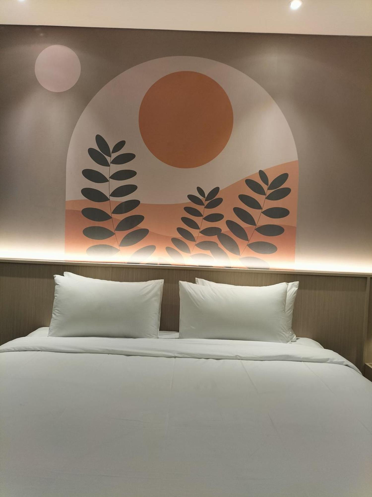True Blue Hotel Menteng Jakarta Exteriör bild