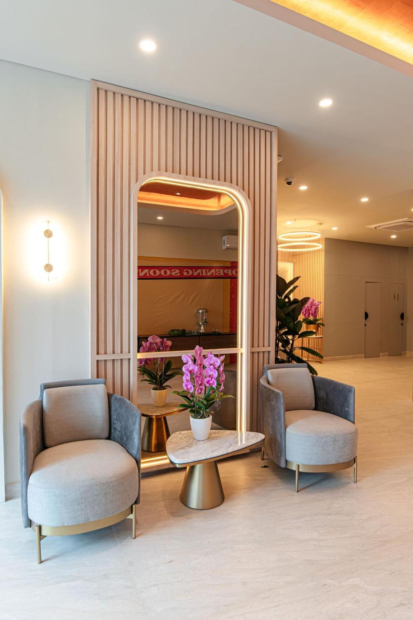 True Blue Hotel Menteng Jakarta Exteriör bild