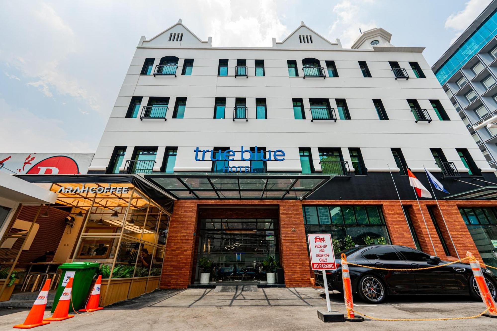 True Blue Hotel Menteng Jakarta Exteriör bild