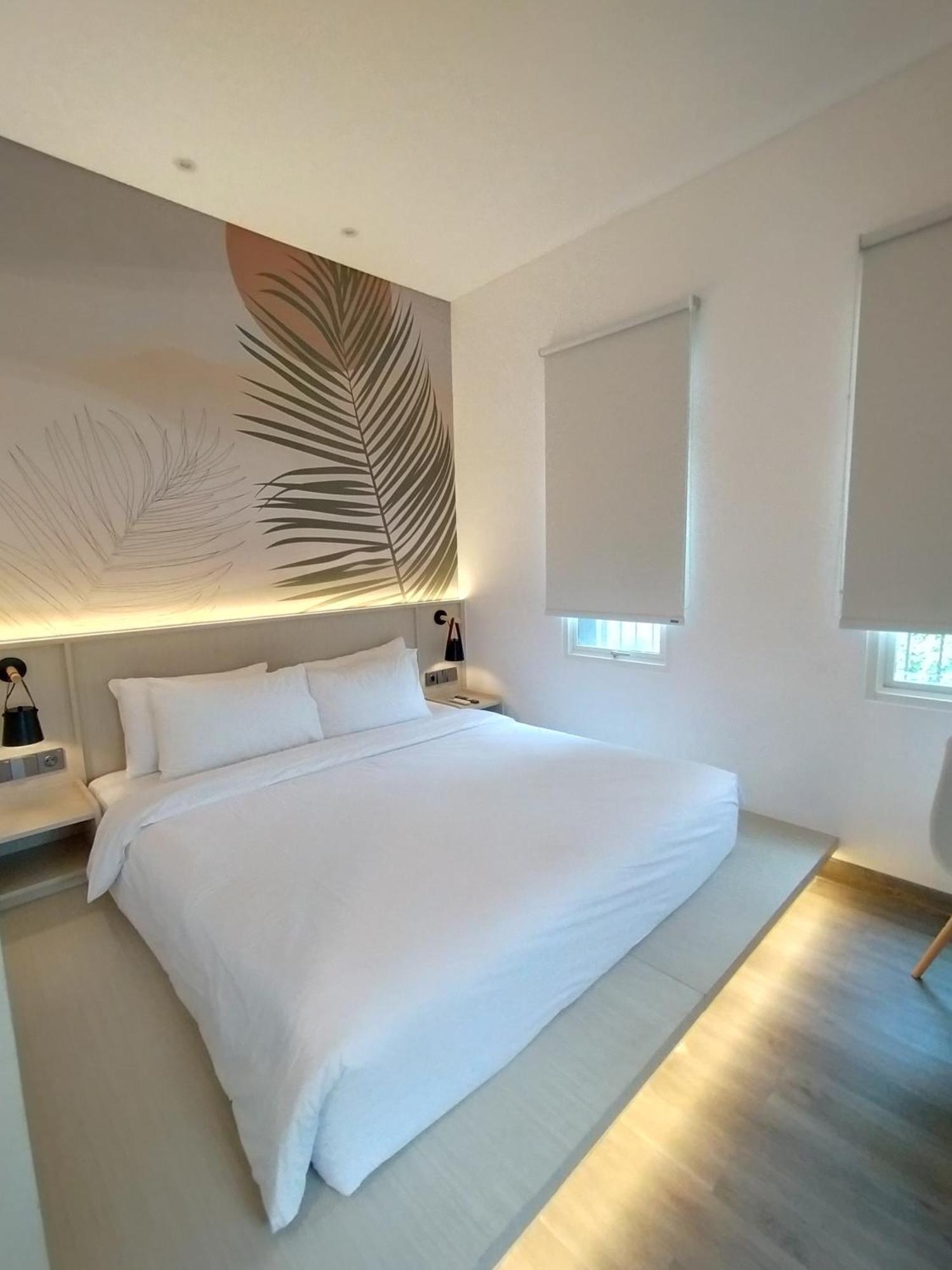 True Blue Hotel Menteng Jakarta Exteriör bild
