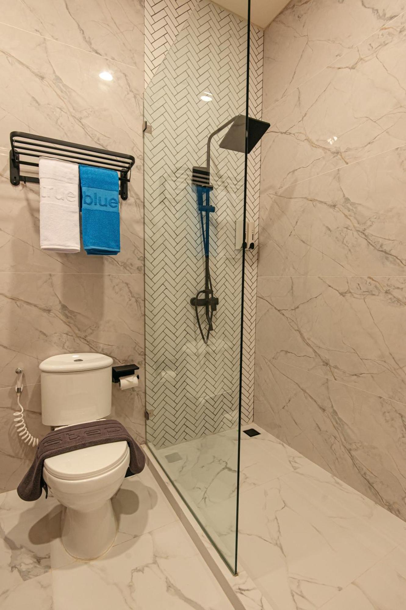 True Blue Hotel Menteng Jakarta Exteriör bild